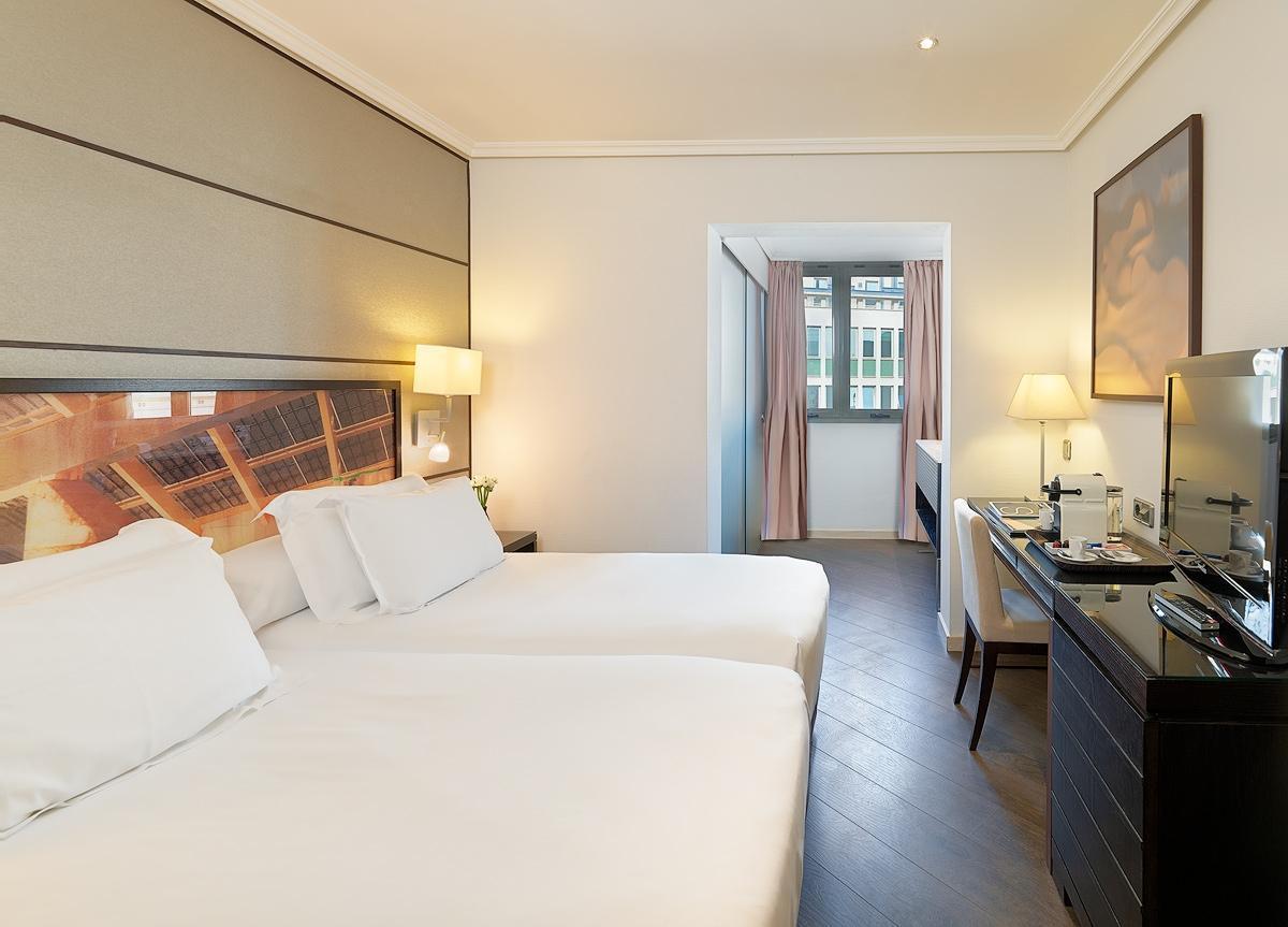 H10 Universitat (Adults Only) Barcelona Luaran gambar