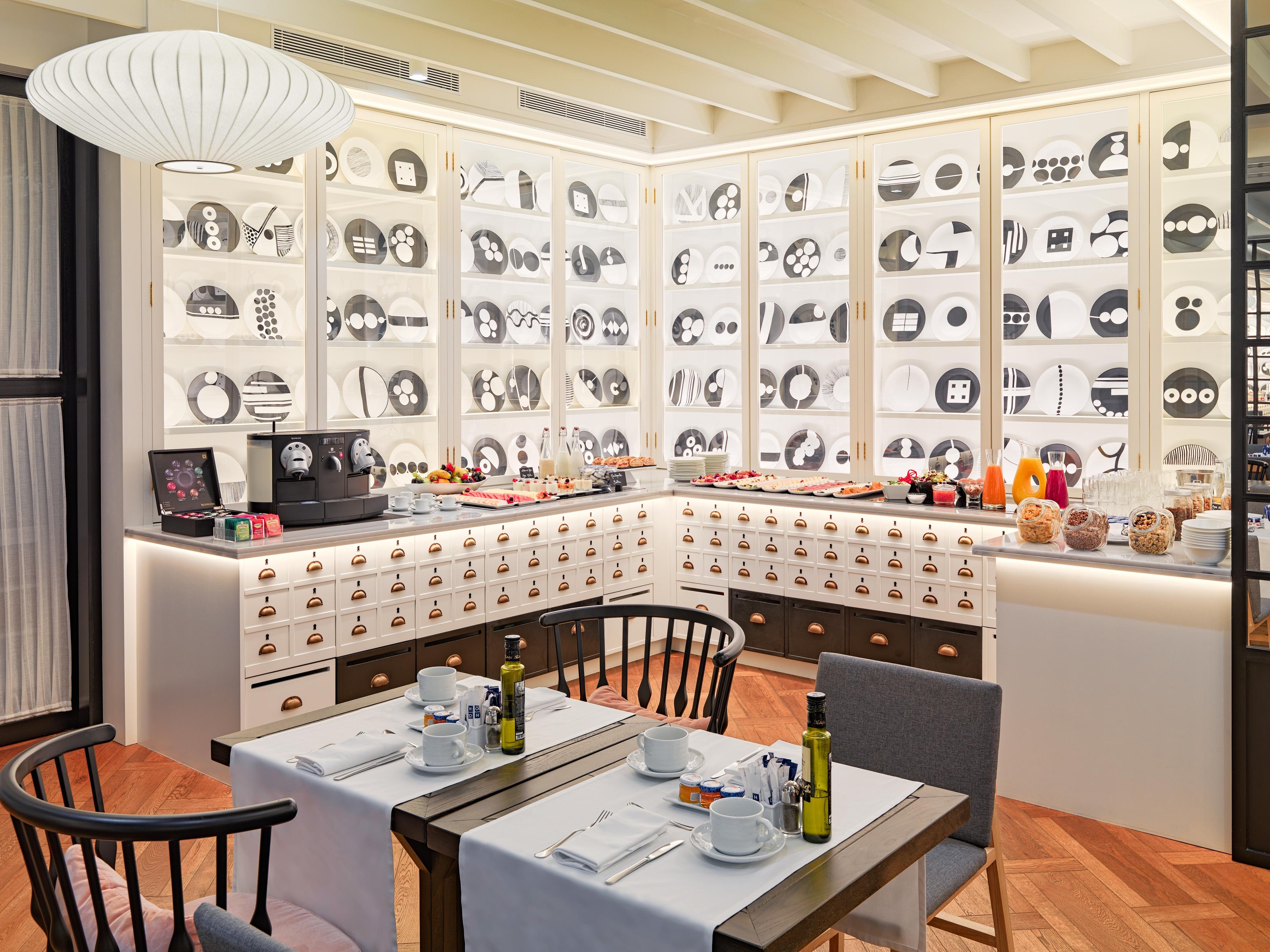 H10 Universitat (Adults Only) Barcelona Luaran gambar