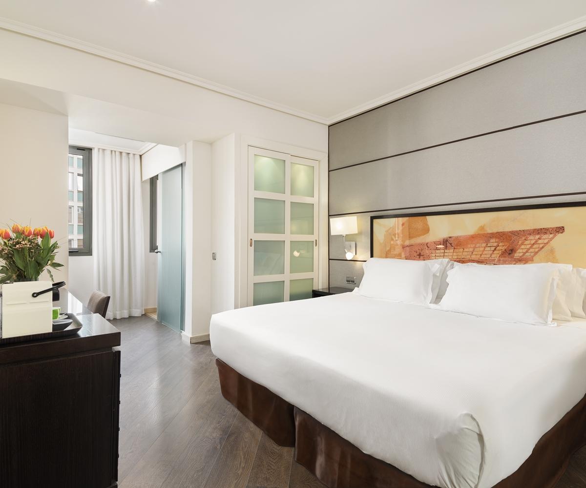 H10 Universitat (Adults Only) Barcelona Luaran gambar