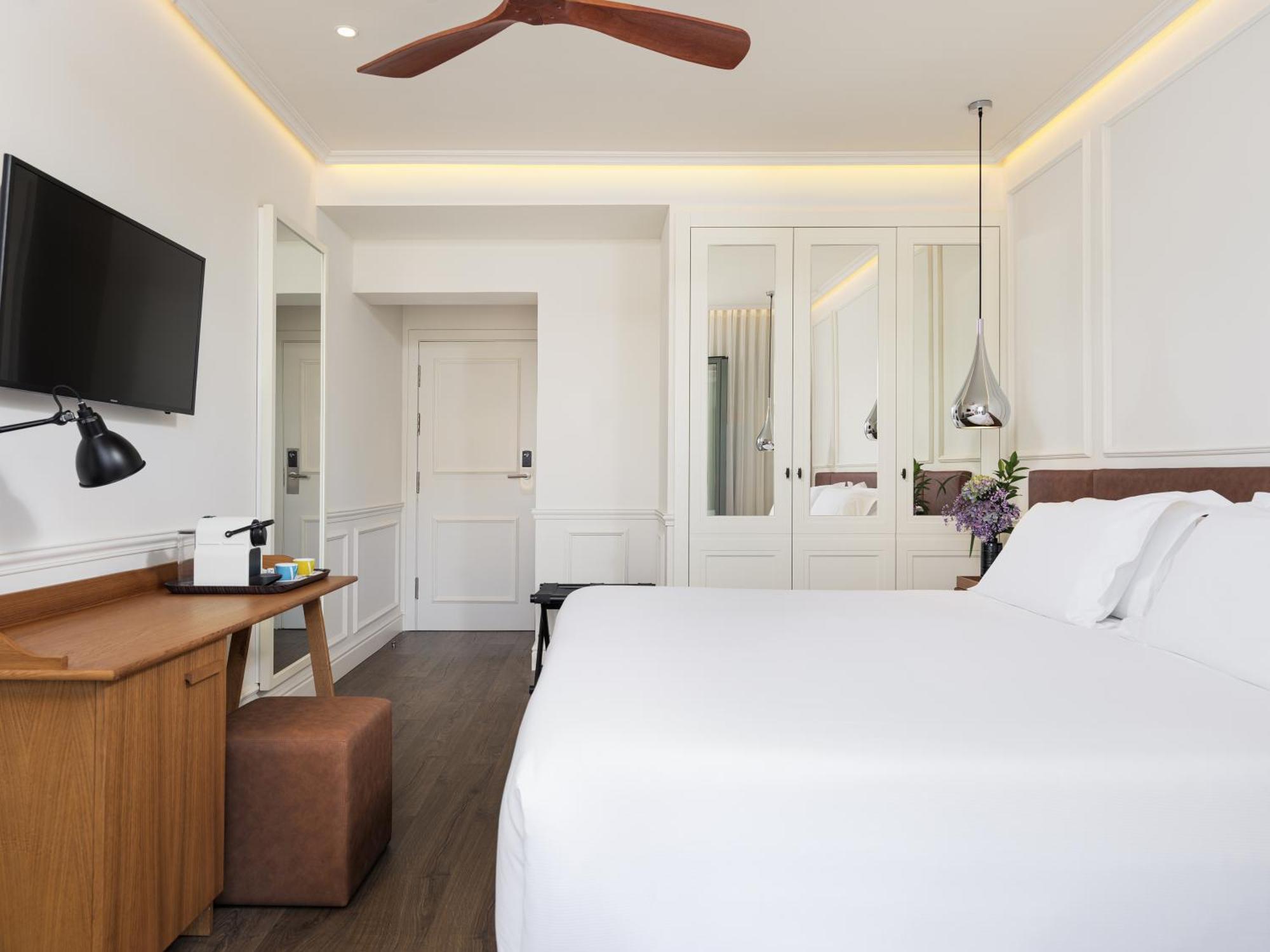 H10 Universitat (Adults Only) Barcelona Luaran gambar