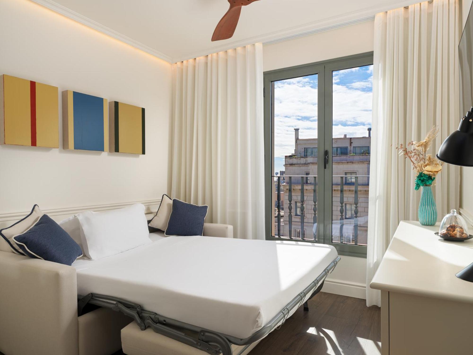 H10 Universitat (Adults Only) Barcelona Luaran gambar